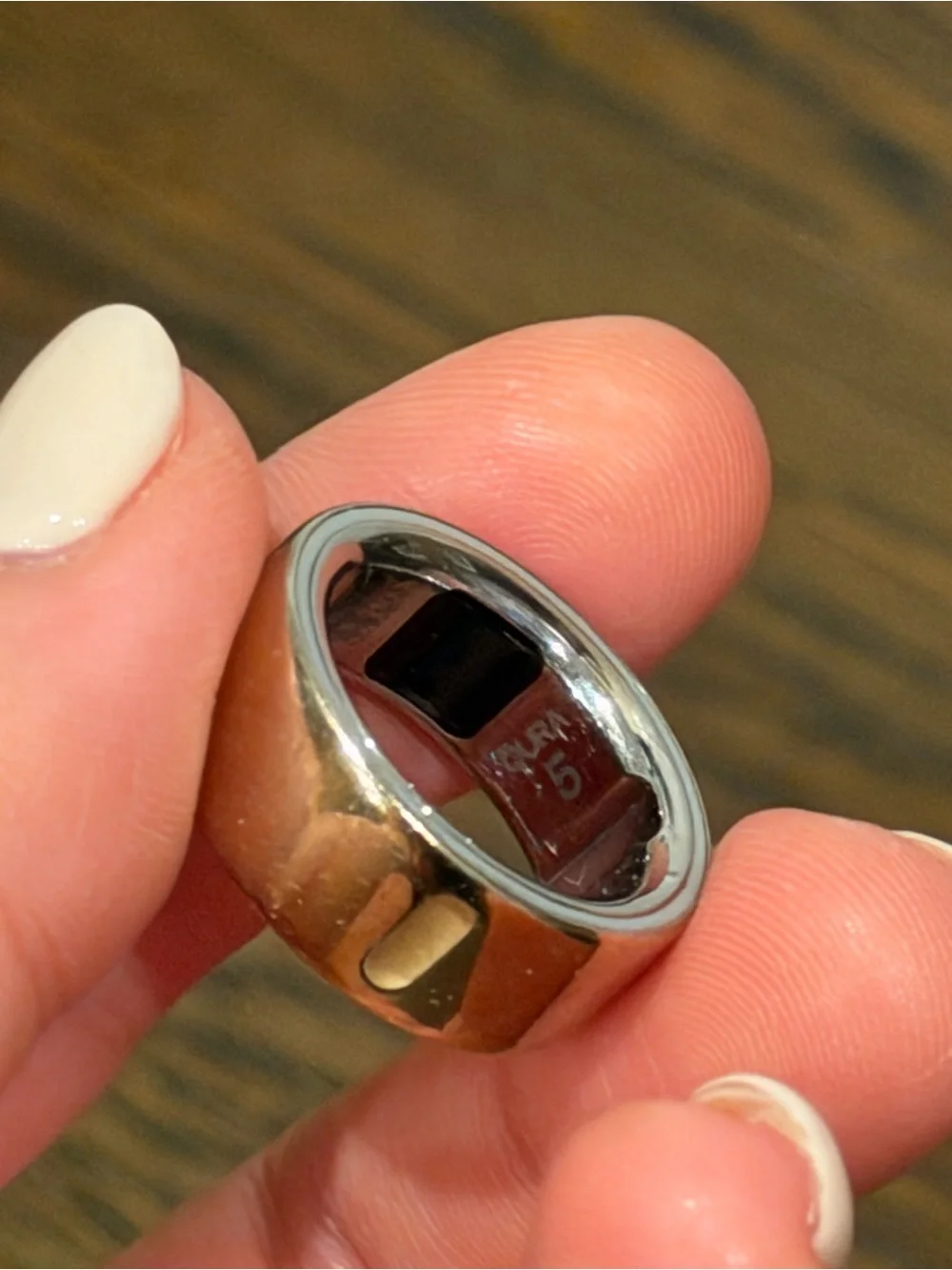 Oura Ring Gen 4 in Gold, Size 5 (charger not included)